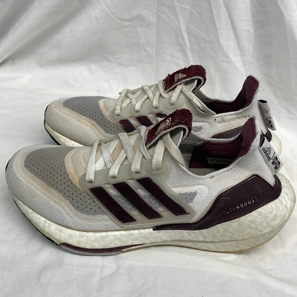 Adidas MSU bulldogs ultra boost sneakers ladies sz 5.5 - Picture 2 of 7